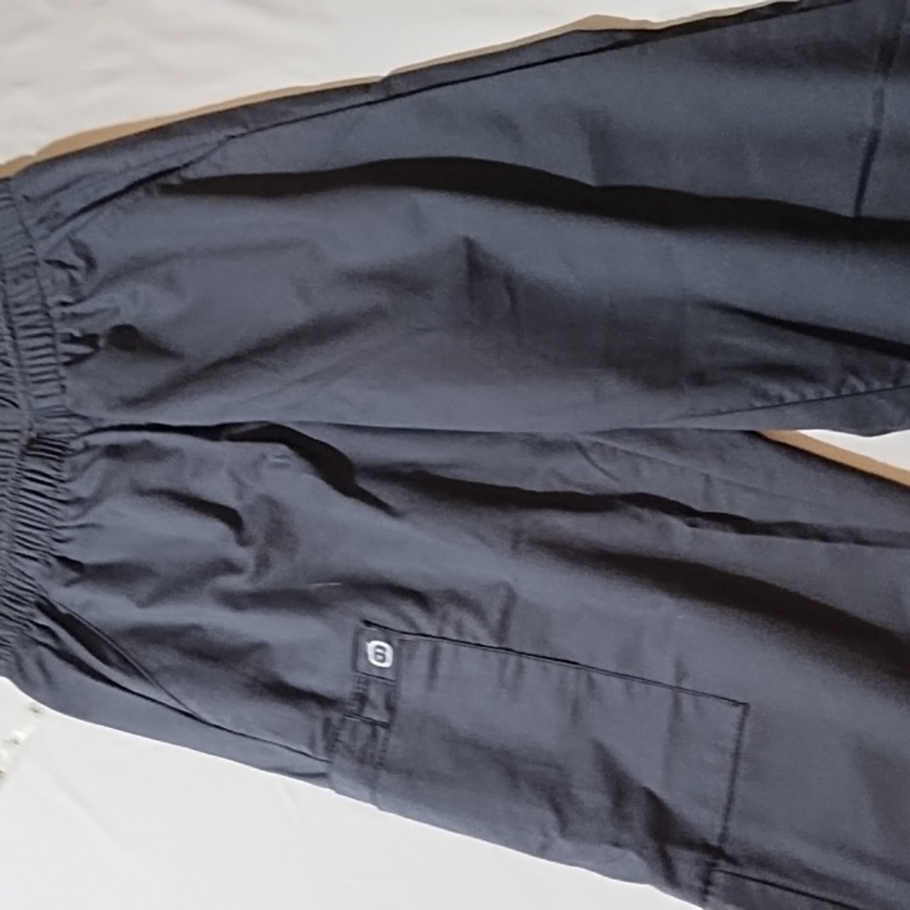 Scrub pants